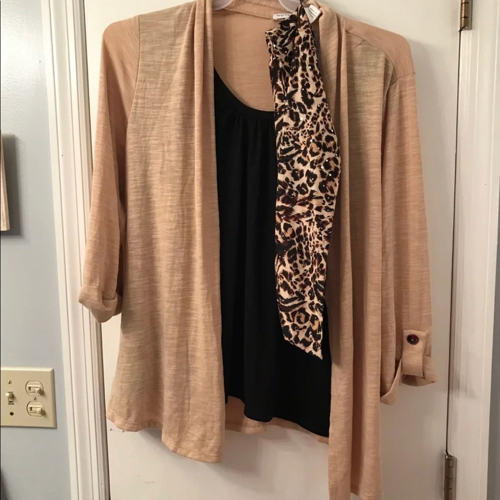 1x notations blouse with scarf